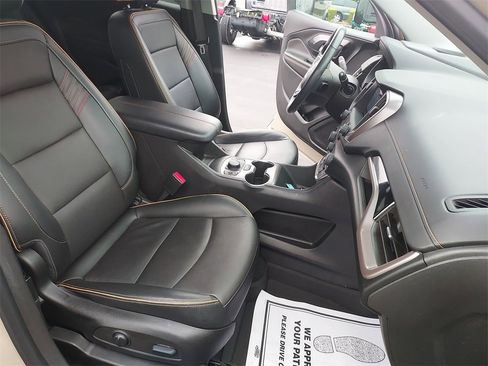 Used 2022 GMC Terrain AT4 w/ Tech Package image 30