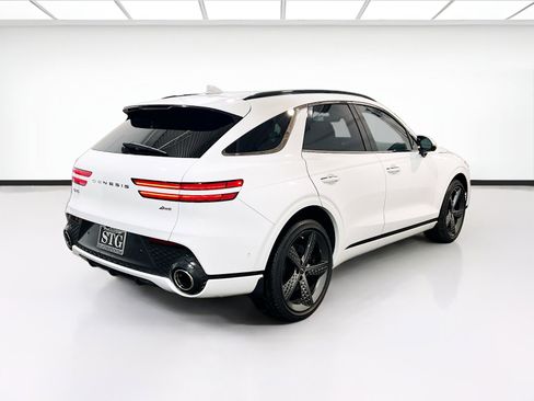 Used 2024 Genesis GV70 2.5T w/ Sport Prestige Package image 4