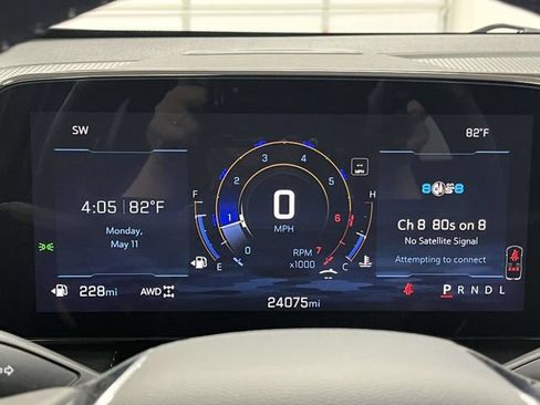 Used 2025 Chevrolet Equinox LT AWD/4WD image 40