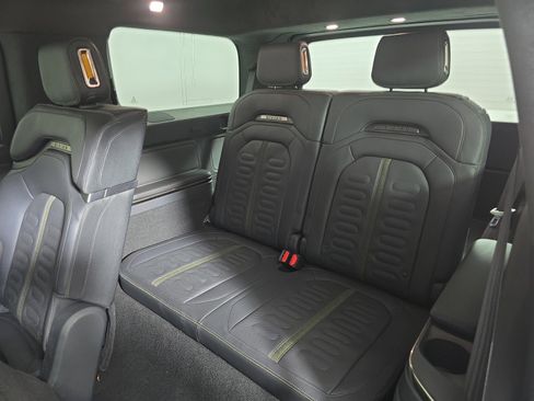Used 2022 Rivian R1S Launch Edition AWD/4WD image 22