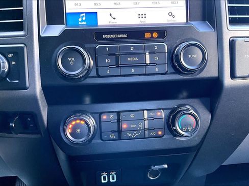 Used 2019 Ford F250 XL w/ STX Appearance Package RWD image 31