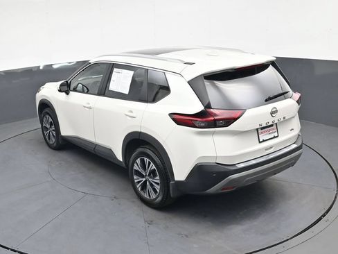 Used 2023 Nissan Rogue SV w/ SV Premium B Package FWD image 39