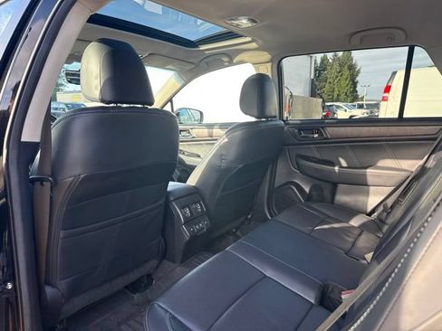 Used 2019 Subaru Outback 2.5i Limited w/ Popular Package #2 AWD/4WD image 11