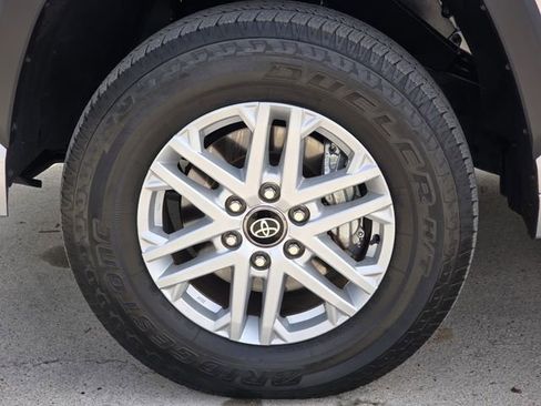 Used 2025 Toyota Tundra SR5 w/ SR5 Premium Package AWD/4WD image 11