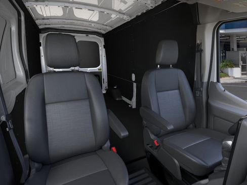 New 2026 Ford Transit 250 148 Medium Roof w/ Load Area Protection Package RWD image 10