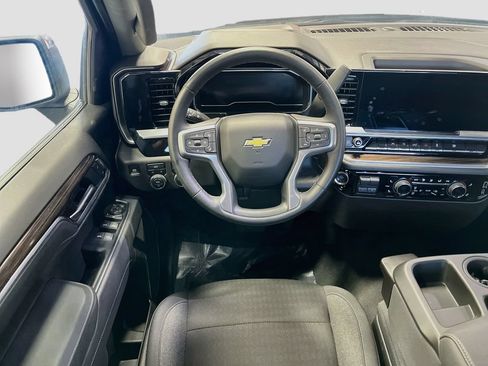 Used 2025 Chevrolet Silverado 1500 LT w/ LPO, Liner Protection Package AWD/4WD image 23