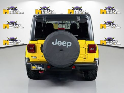 Used 2019 Jeep Wrangler Rubicon w/ Uconnect 4C Nav & Sound Group AWD/4WD image 6