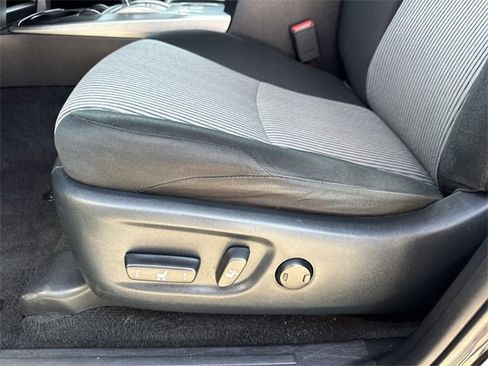 Used 2018 Toyota 4Runner SR5 image 31