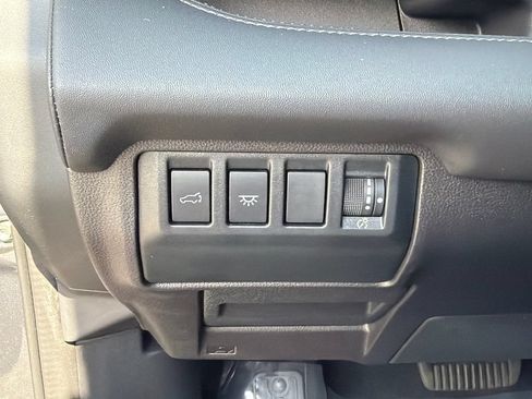 Used 2023 Subaru Ascent Limited w/ Technology Package AWD/4WD image 25