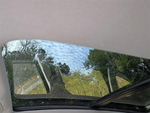 Used 2016 Audi Q5 2.0T Premium Plus w/ Technology Package image 16