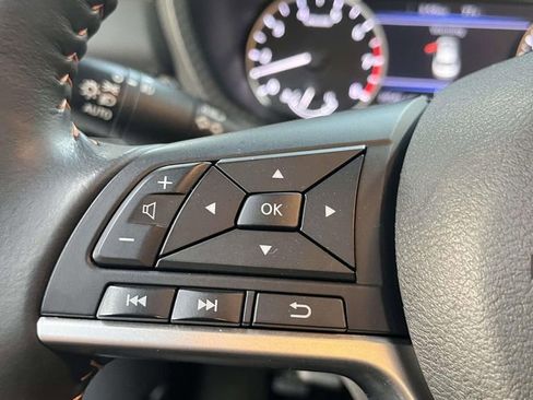 Used 2023 Nissan Sentra SR w/ Electronics Package FWD image 22