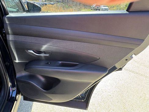 New 2025 Hyundai Tucson SEL image 16