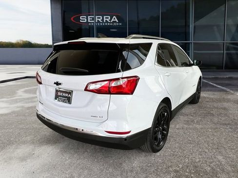 Used 2021 Chevrolet Equinox LT AWD/4WD image 4