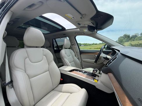 Used 2018 Volvo XC90 T6 Inscription w/ Convenience Package AWD/4WD image 35