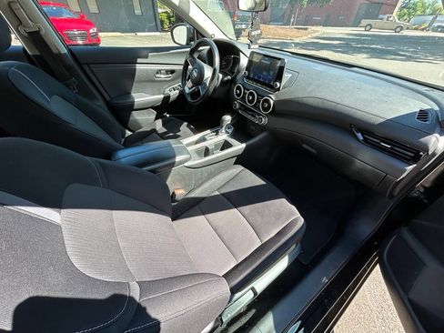 Used 2021 Nissan Sentra SV FWD image 19