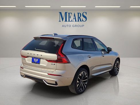 New 2026 Volvo XC60 B5 Ultra w/ Protection Package Premier image 5