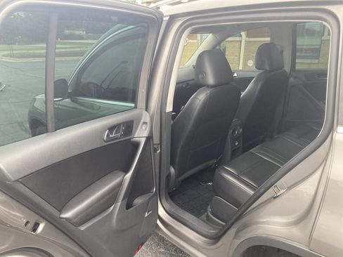 Used 2010 Volkswagen Tiguan SEL image 26
