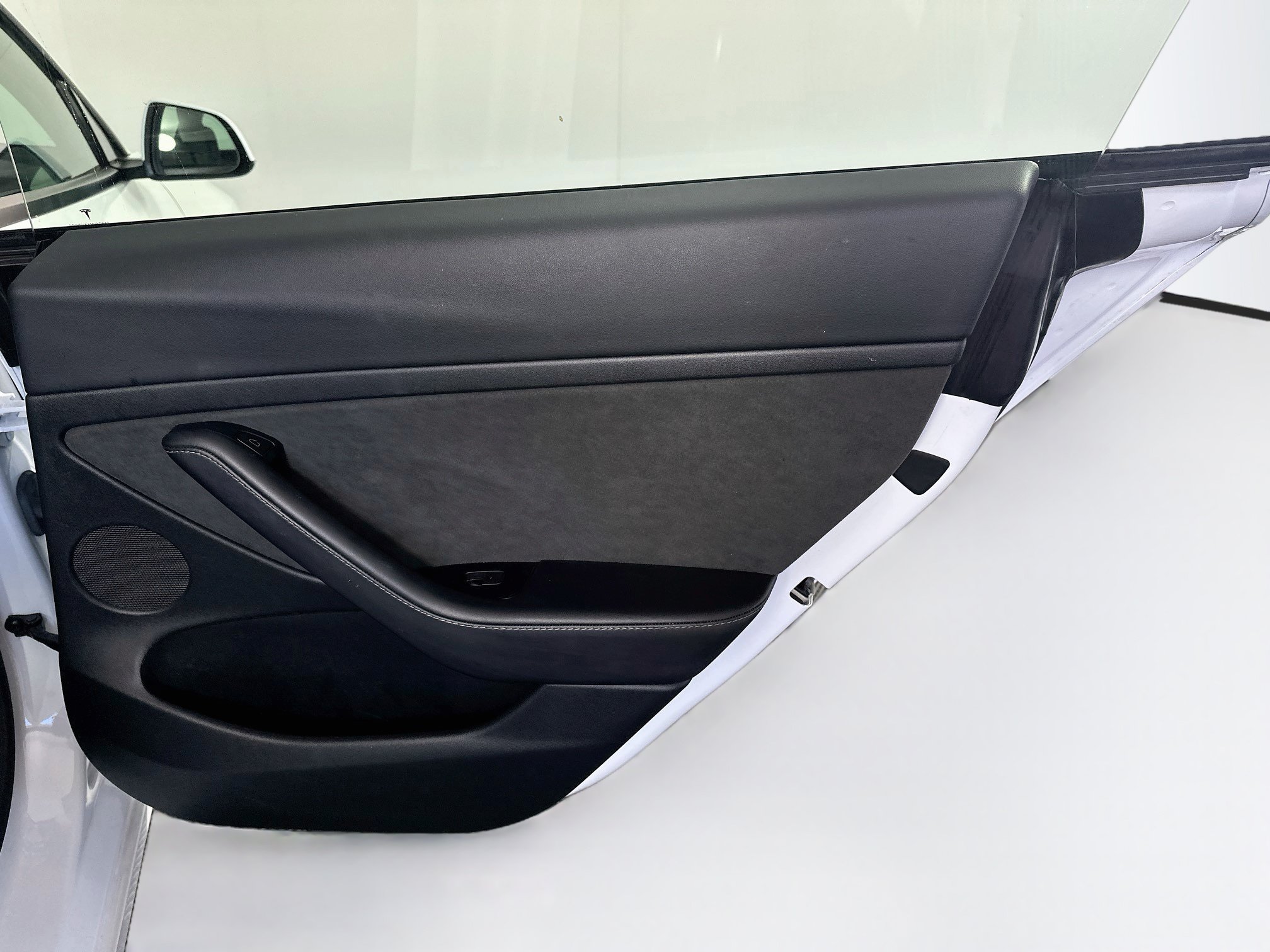 Used 2023 Tesla Model 3 Standard Range RWD image 29
