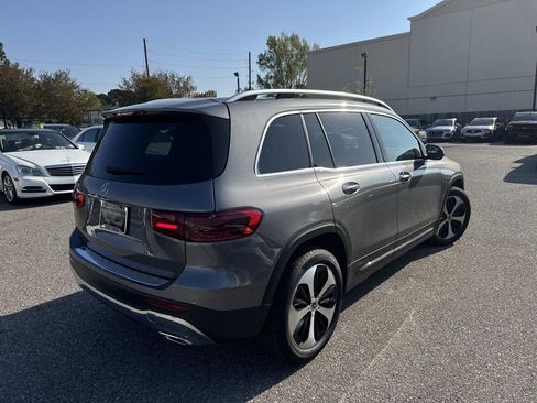 Used 2025 Mercedes-Benz GLB 250 image 7