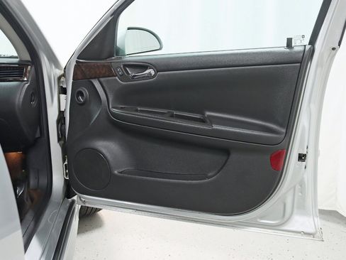 Used 2016 Chevrolet Impala Limited LS FWD image 25