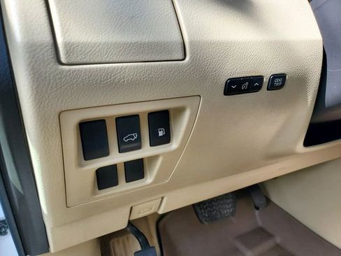 Used 2013 Lexus RX 350 FWD w/ Premium Pkg image 19