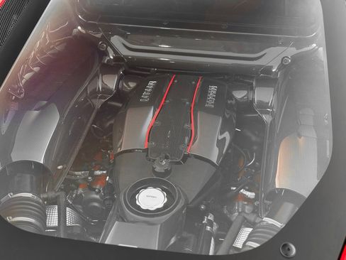 Used 2019 Ferrari 488 Pista Coupe RWD image 47