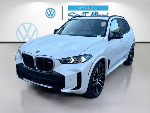 Used 2025 BMW X5 M60i w/ Climate Comfort Package image 3