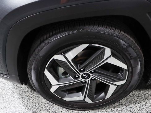 Used 2022 Hyundai Tucson Limited FWD image 11