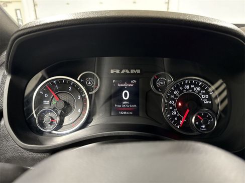 Used 2024 RAM 3500 SLT w/ Quick Order Package 2YG SLT image 11