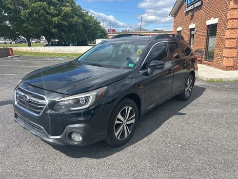 Used 2018 Subaru Outback 2.5i Limited AWD/4WD image 2