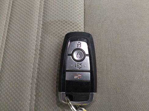 Used 2020 Ford Fusion S image 32