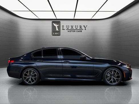 Used 2022 BMW 540i xDrive w/ M Sport Package AWD/4WD image 9