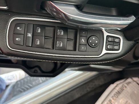 Used 2024 RAM 2500 Laramie w/ Safety Group image 11