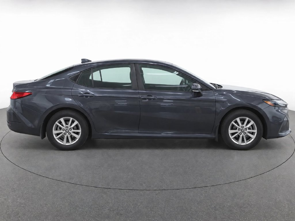 Used 2025 Toyota Camry LE w/ Convenience Package FWD image 8
