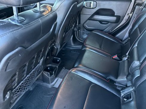 Used 2020 Jeep Gladiator Rubicon image 4