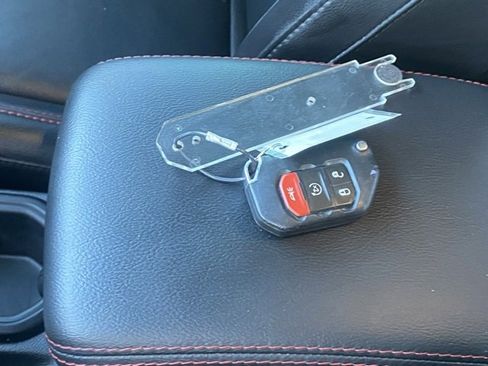 Used 2023 Jeep Gladiator Rubicon w/ Cold Weather Group image 27