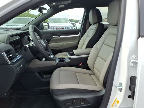New 2027 GMC Terrain Elevation w/ Elevation Premium Package FWD image 19