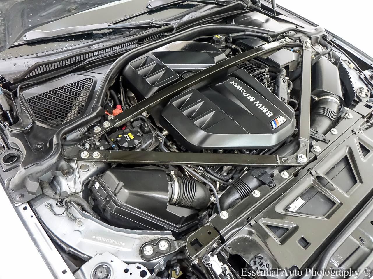 Used 2022 BMW M4 Competition w/ Executive Package RWD image 34