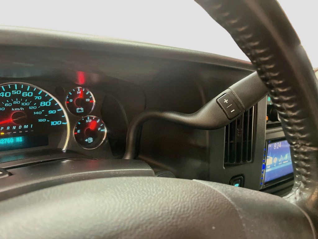 Used 2023 Chevrolet Express 2500 w/ Driver Convenience Package RWD image 16
