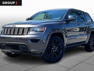 Used 2017 Jeep Grand Cherokee Altitude video 1