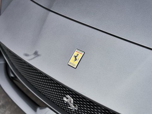 Used 2022 Ferrari 812 GTS image 7