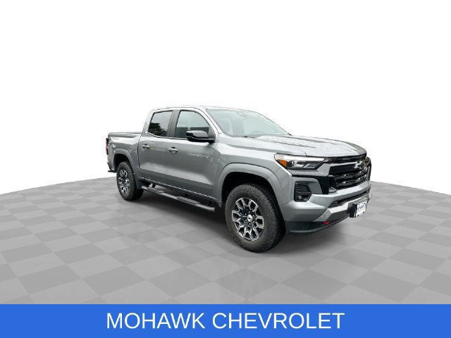 Certified 2024 Chevrolet Colorado Z71 w/ Z71 Convenience Package 2 AWD/4WD image 2