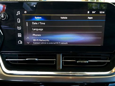 Used 2025 Chevrolet Trax ACTIV w/ Driver Confidence Package FWD image 11