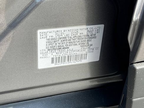 Used 2021 Nissan Kicks SV FWD image 29