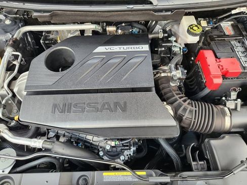 Used 2025 Nissan Rogue SV image 25