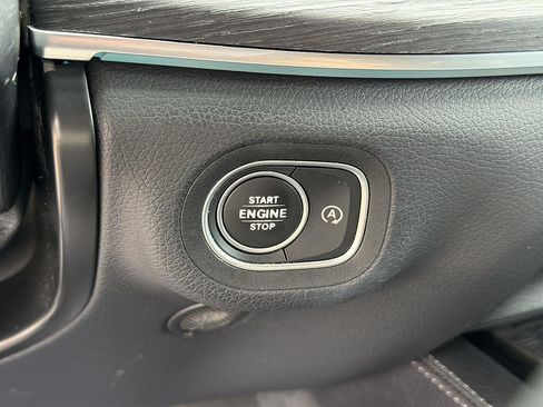 Used 2022 Mercedes-Benz GLE 350 4MATIC image 16