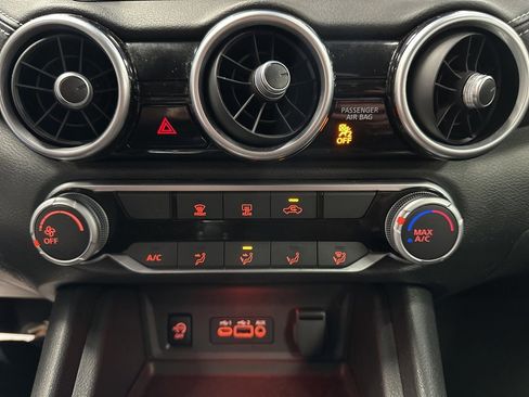 Used 2025 Nissan Sentra SV image 28