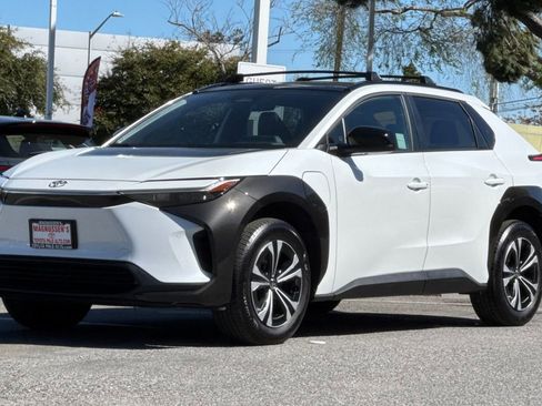 Certified 2024 Toyota bZ4X XLE image 7