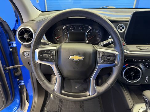 Used 2024 Chevrolet Blazer LT w/ Convenience Package FWD image 14