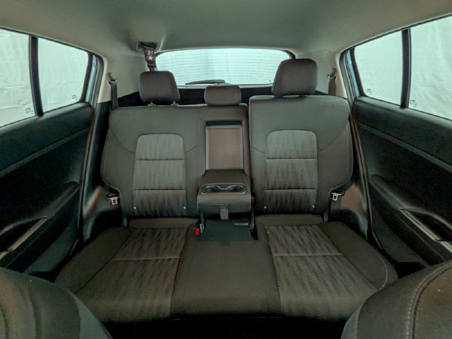 Used 2021 Kia Sportage LX AWD/4WD image 17